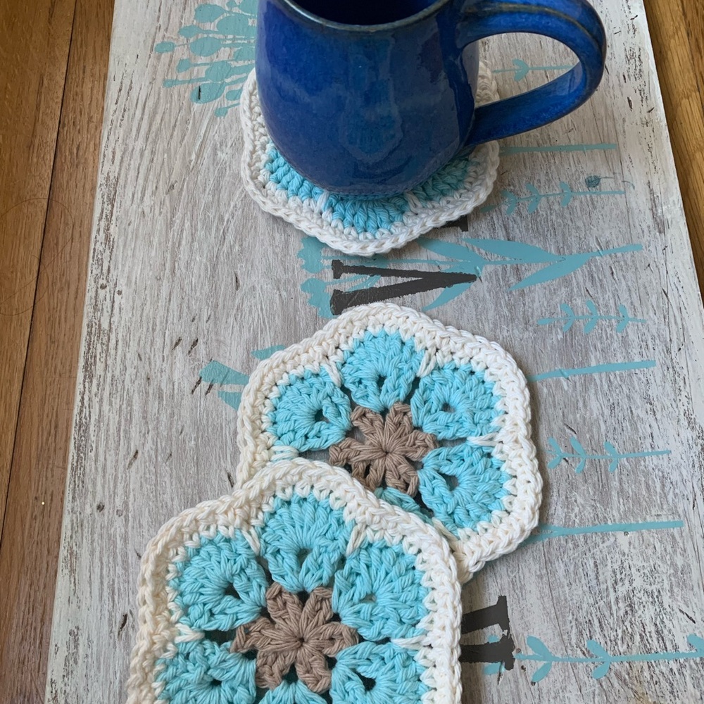 Crochet coasters - Picture 3 of 5